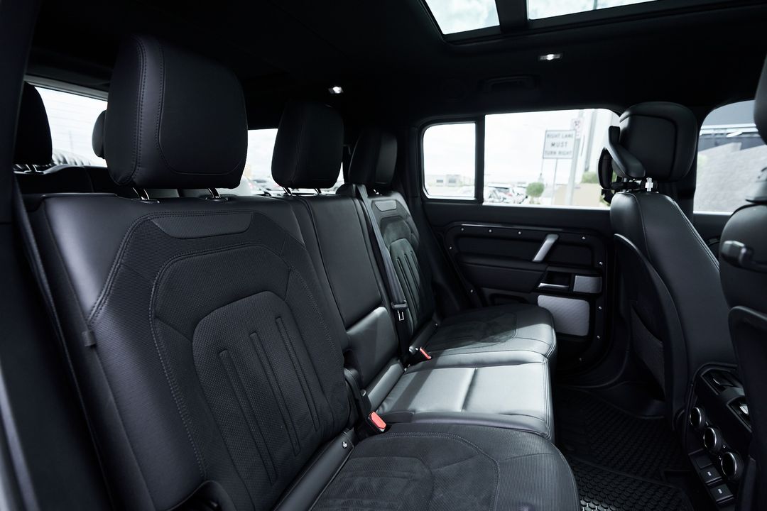 2024 Land Rover Defender 130