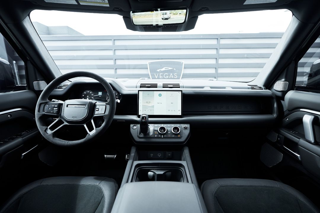 2024 Land Rover Defender 130