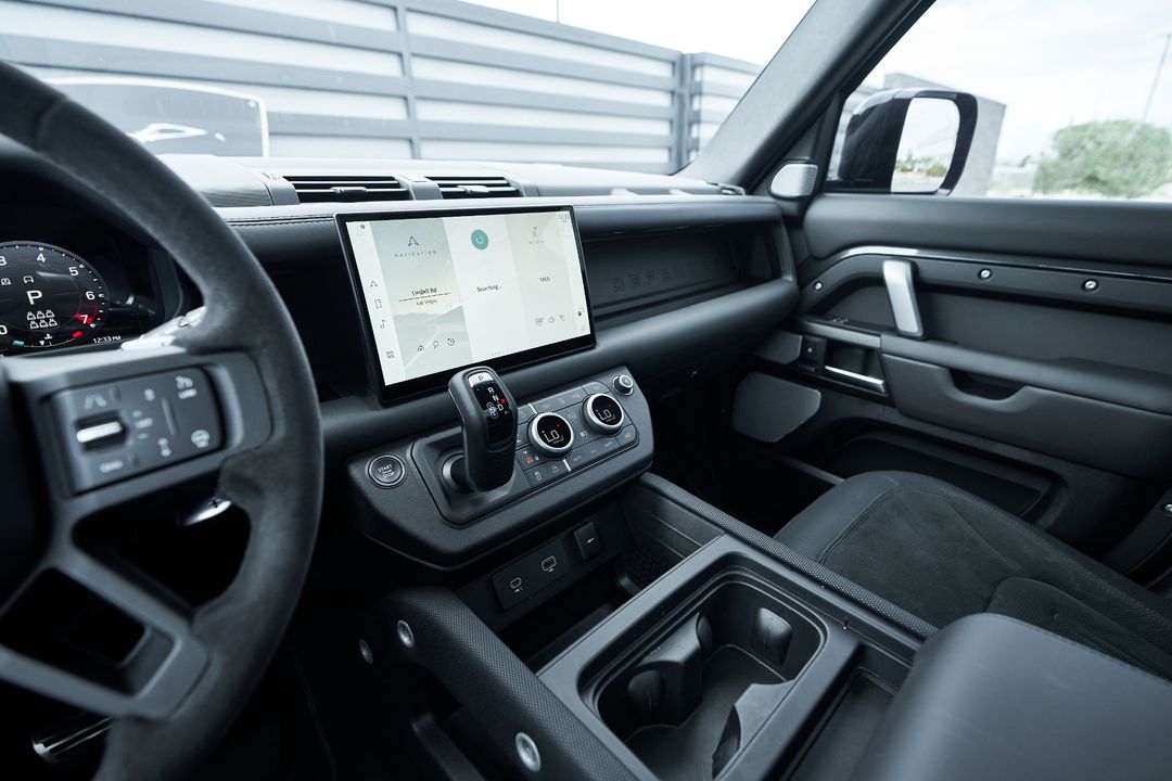 2024 Land Rover Defender 130