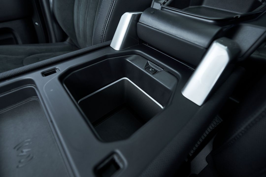 2024 Land Rover Defender 130