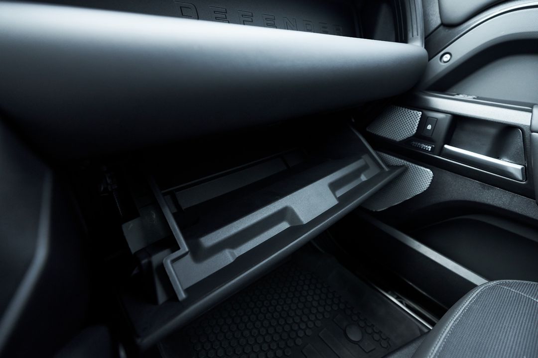 2024 Land Rover Defender 130