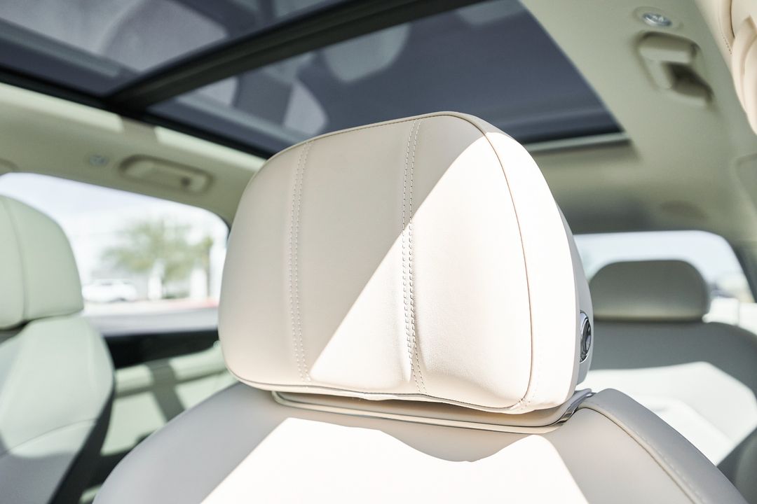 2024 Bentley Bentayga Hybrid