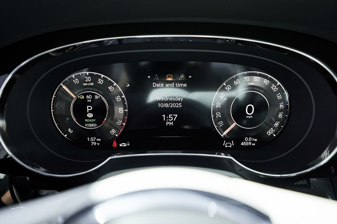 2024 Bentley Bentayga Hybrid