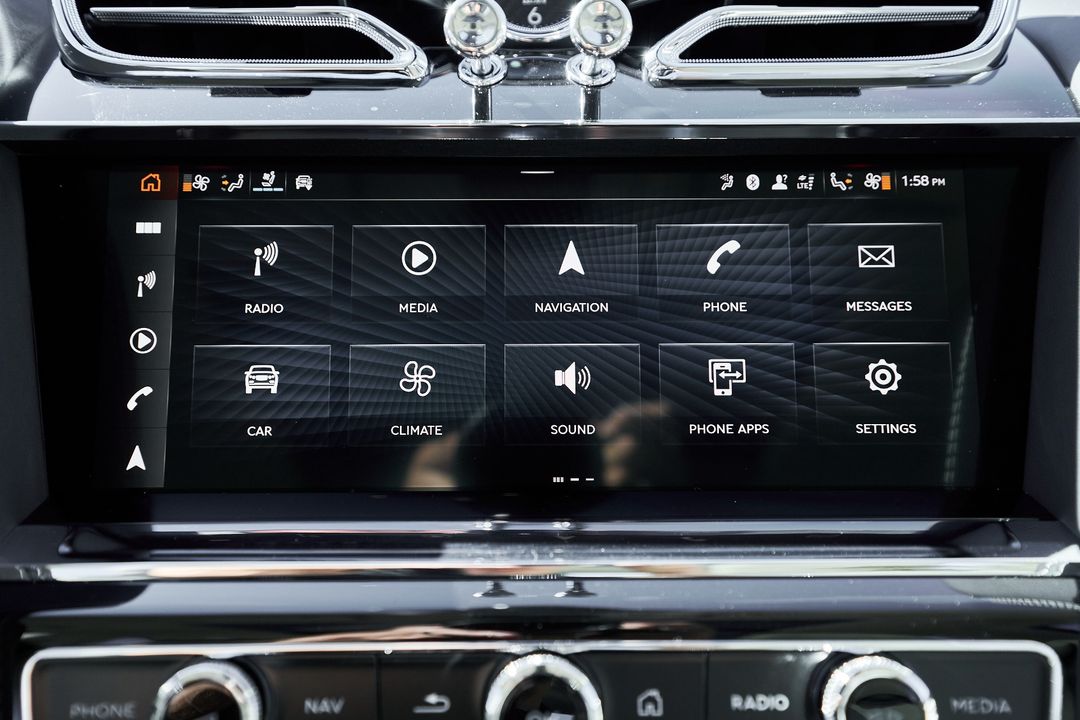 2024 Bentley Bentayga Hybrid