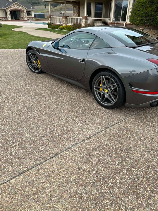 2017 Ferrari California T