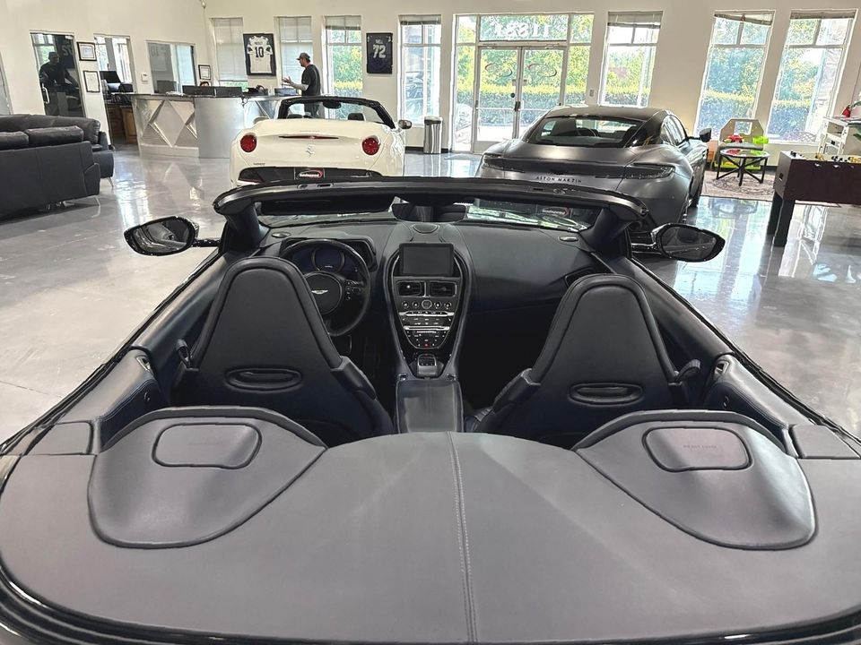 2019 Aston Martin DB11 Volante