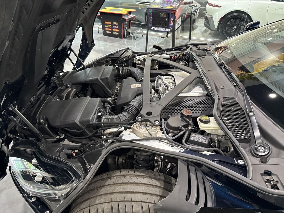 2019 Aston Martin DB11 Volante