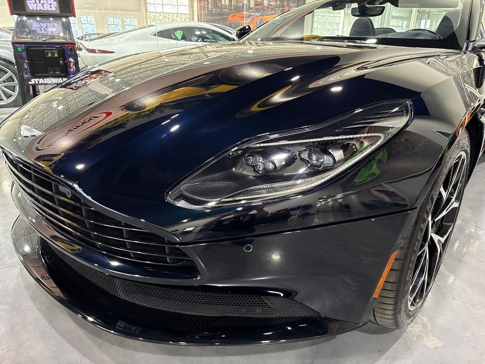 2019 Aston Martin DB11 Volante