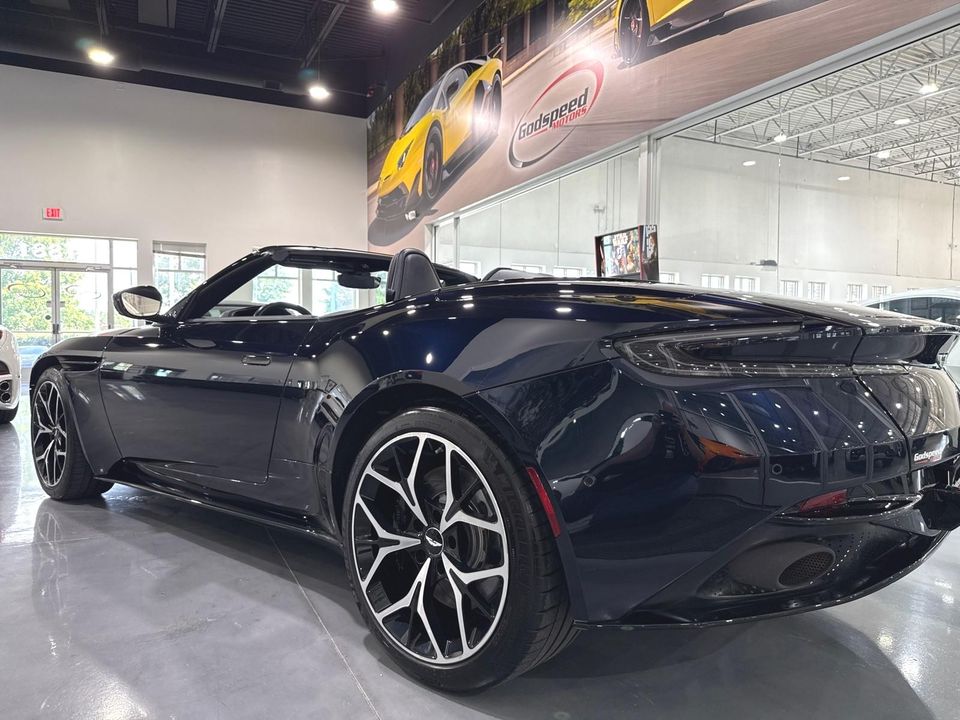 2019 Aston Martin DB11 Volante