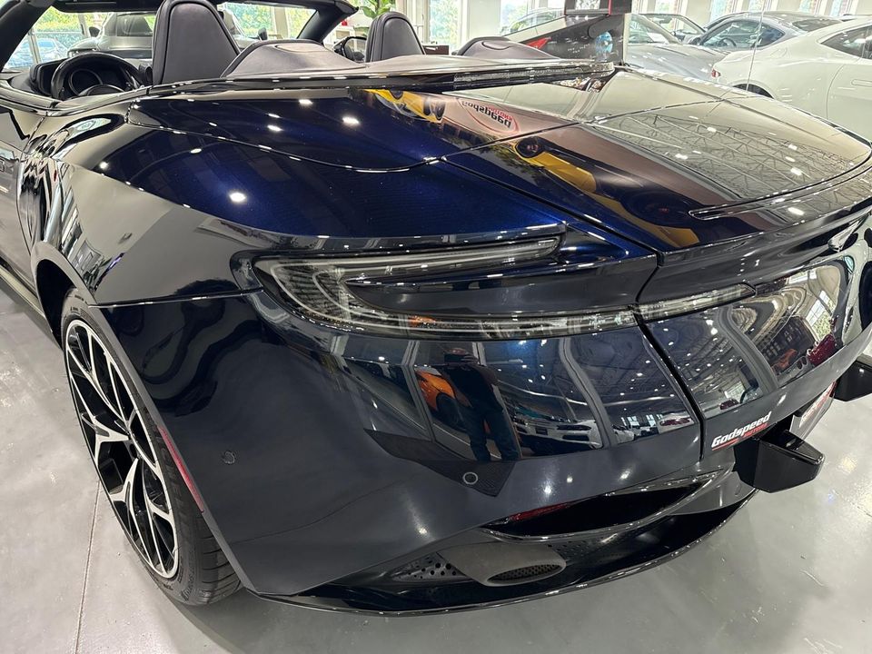 2019 Aston Martin DB11 Volante