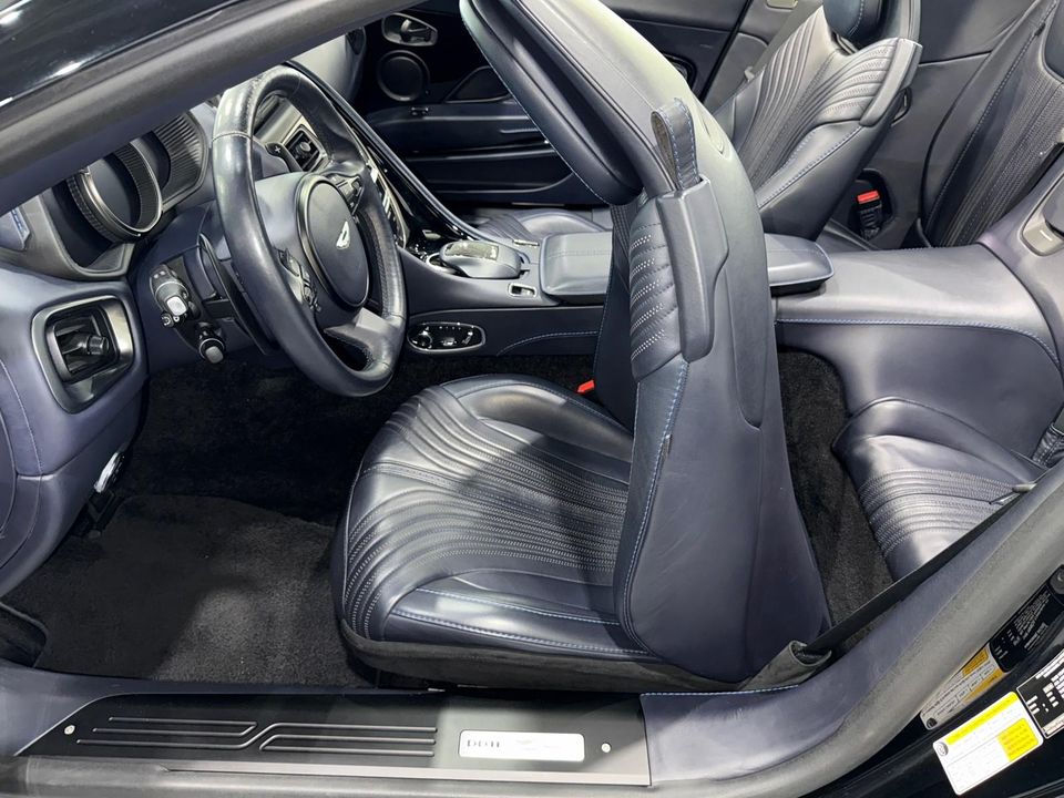 2019 Aston Martin DB11 Volante