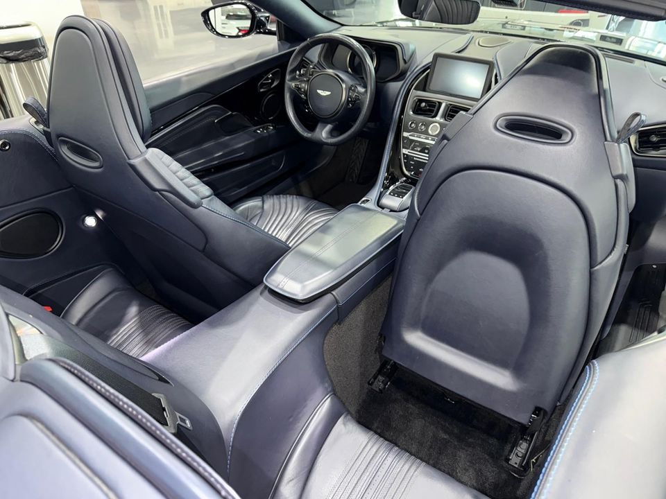 2019 Aston Martin DB11 Volante