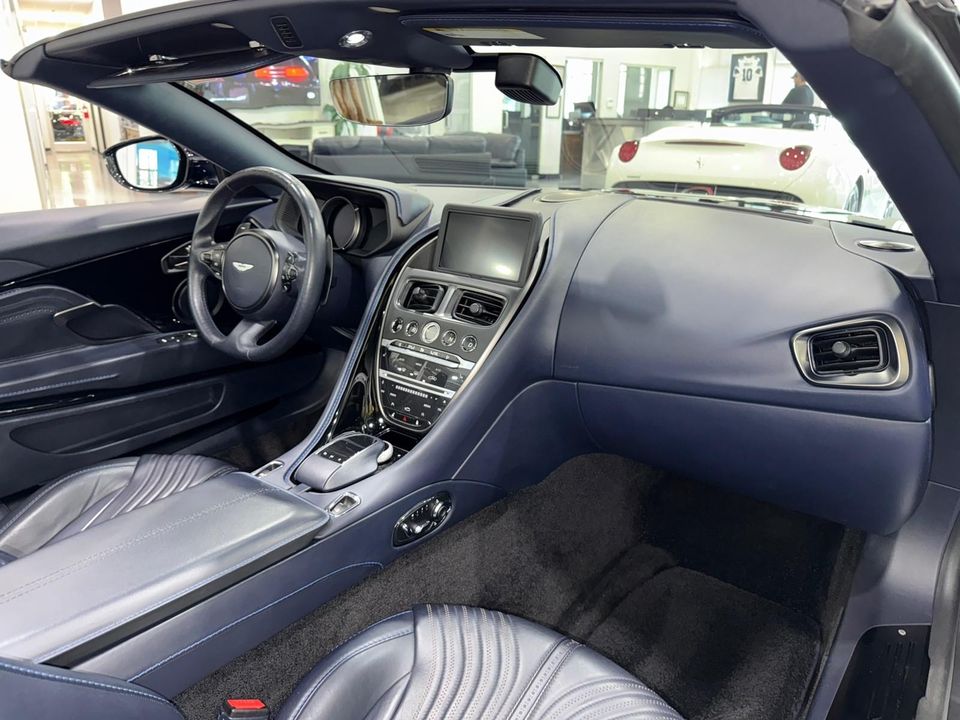 2019 Aston Martin DB11 Volante