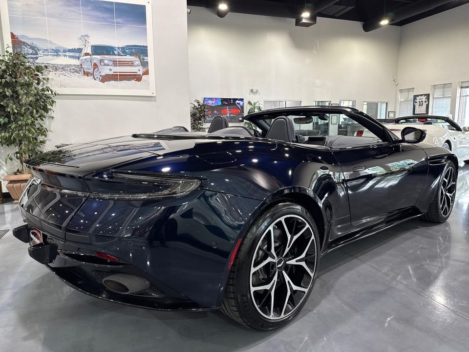 2019 Aston Martin DB11 Volante