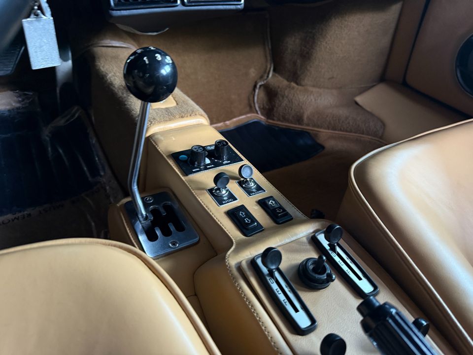 1984 Ferrari 512 BBi