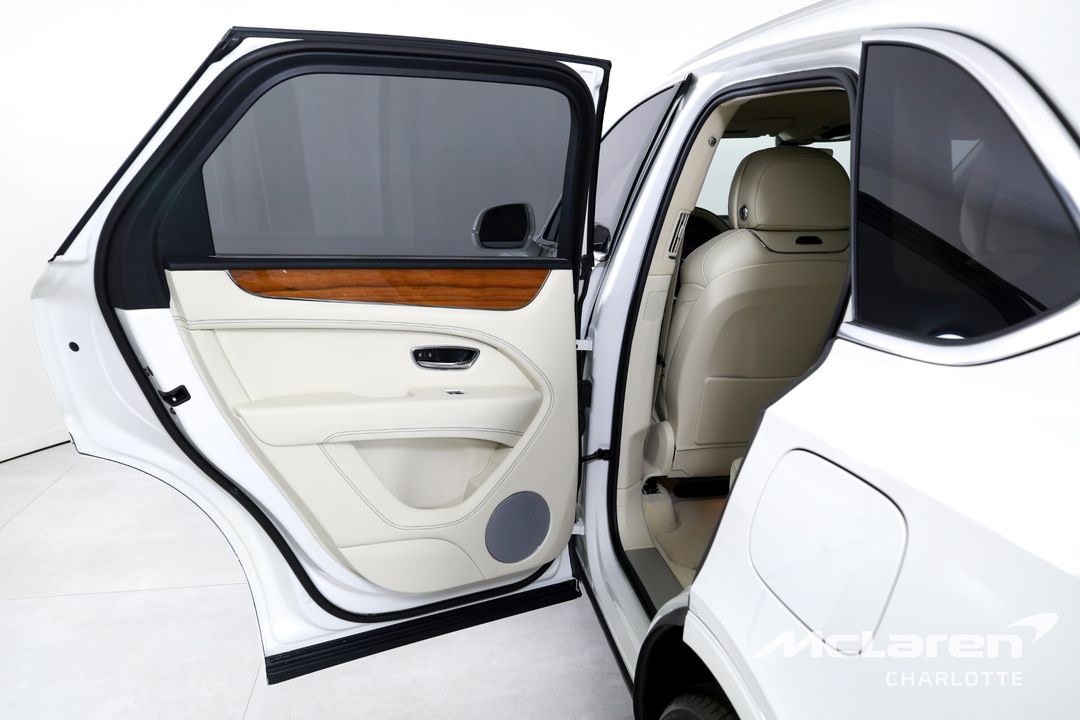 2023 Bentley Bentayga