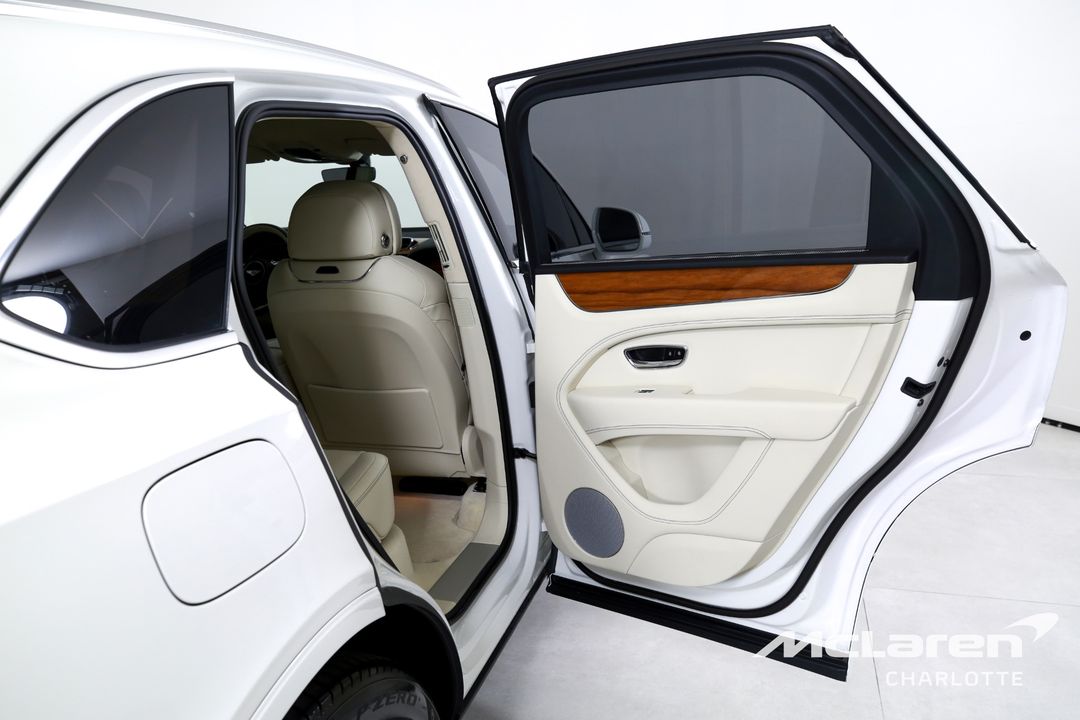2023 Bentley Bentayga