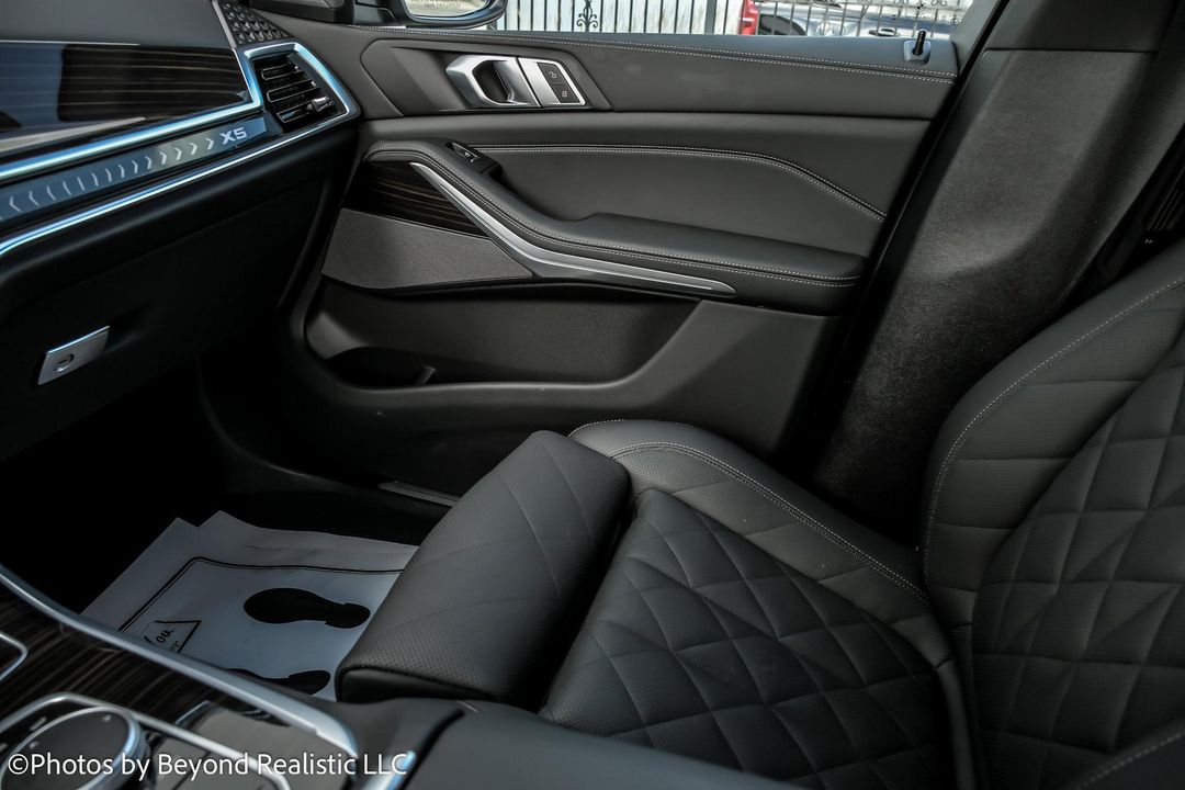2025 BMW X5