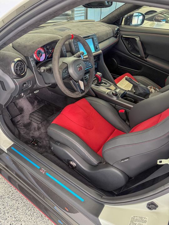 2024 Nissan GT-R
