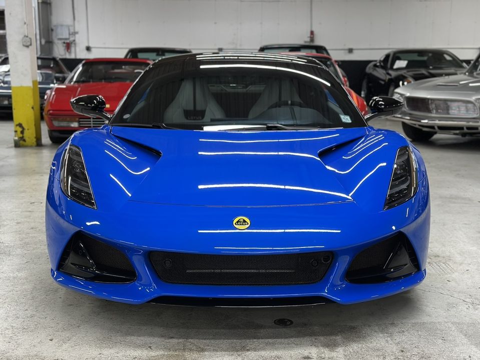 2024 Lotus Emira V6