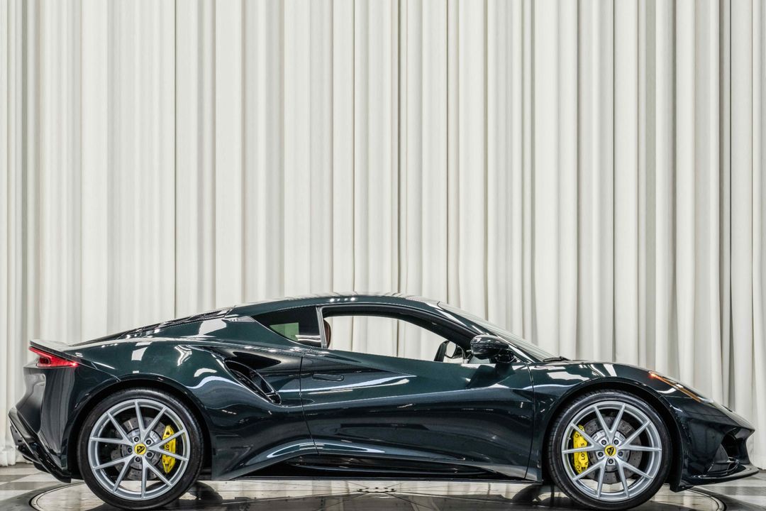 2024 Lotus Emira