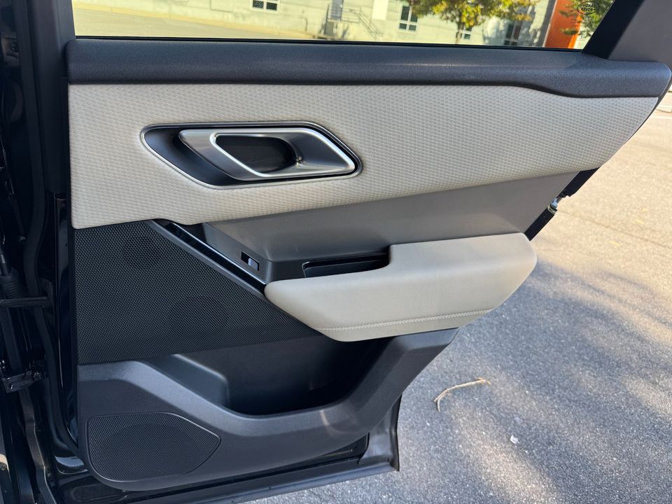 2022 Land Rover Range Rover Velar S