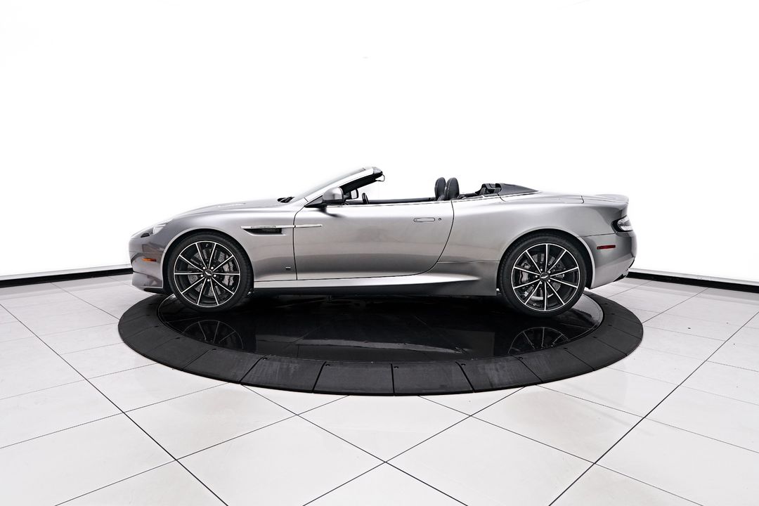 2016 Aston Martin DB9