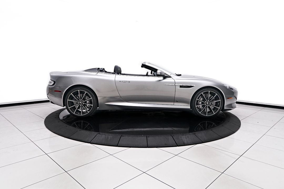 2016 Aston Martin DB9
