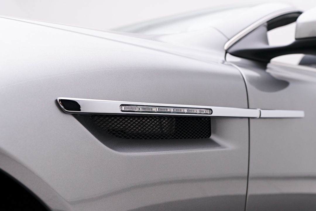 2016 Aston Martin DB9