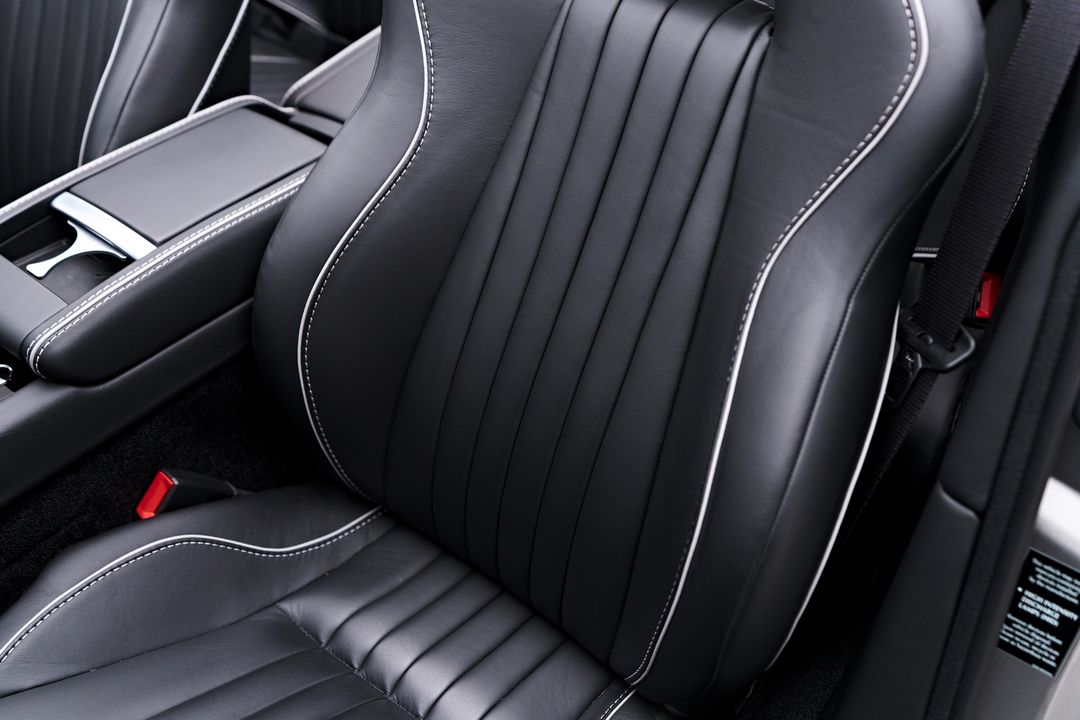 2016 Aston Martin DB9