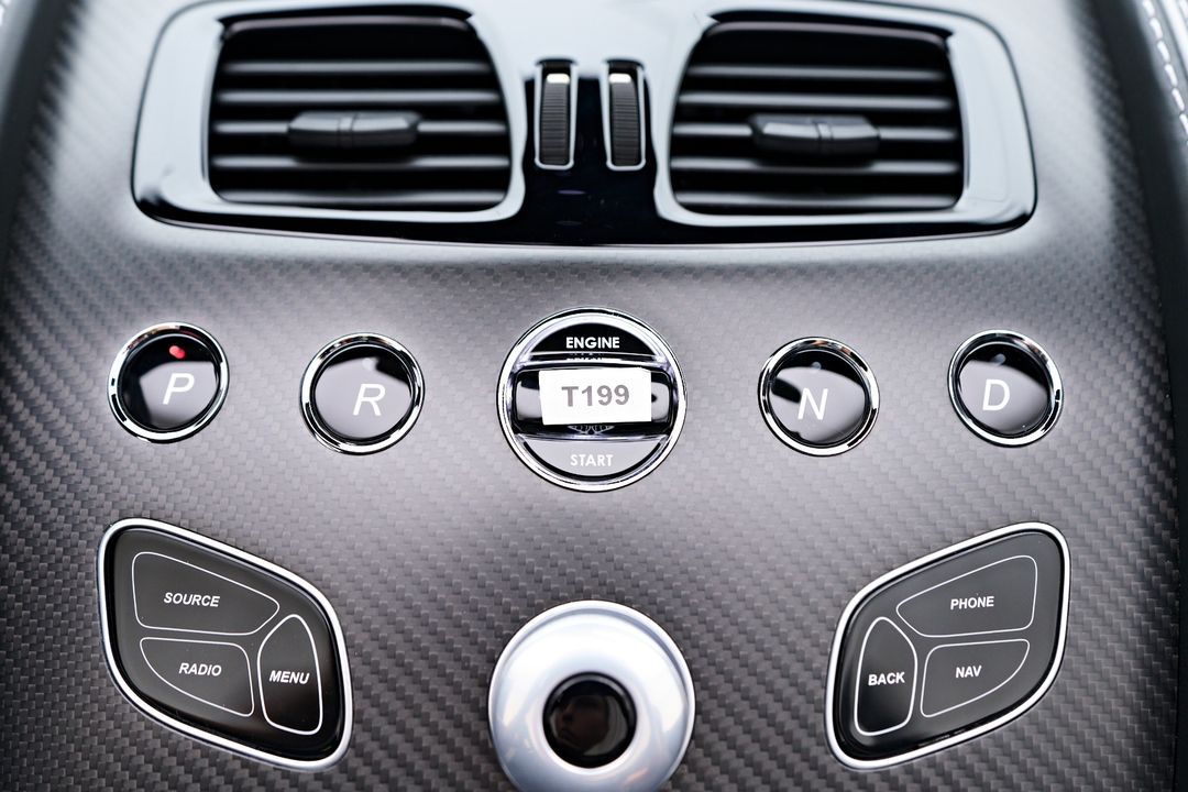 2016 Aston Martin DB9