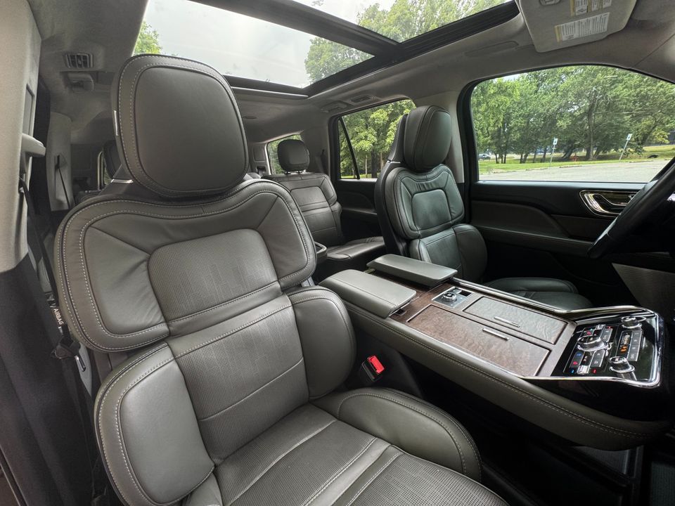 2022 Lincoln Navigator