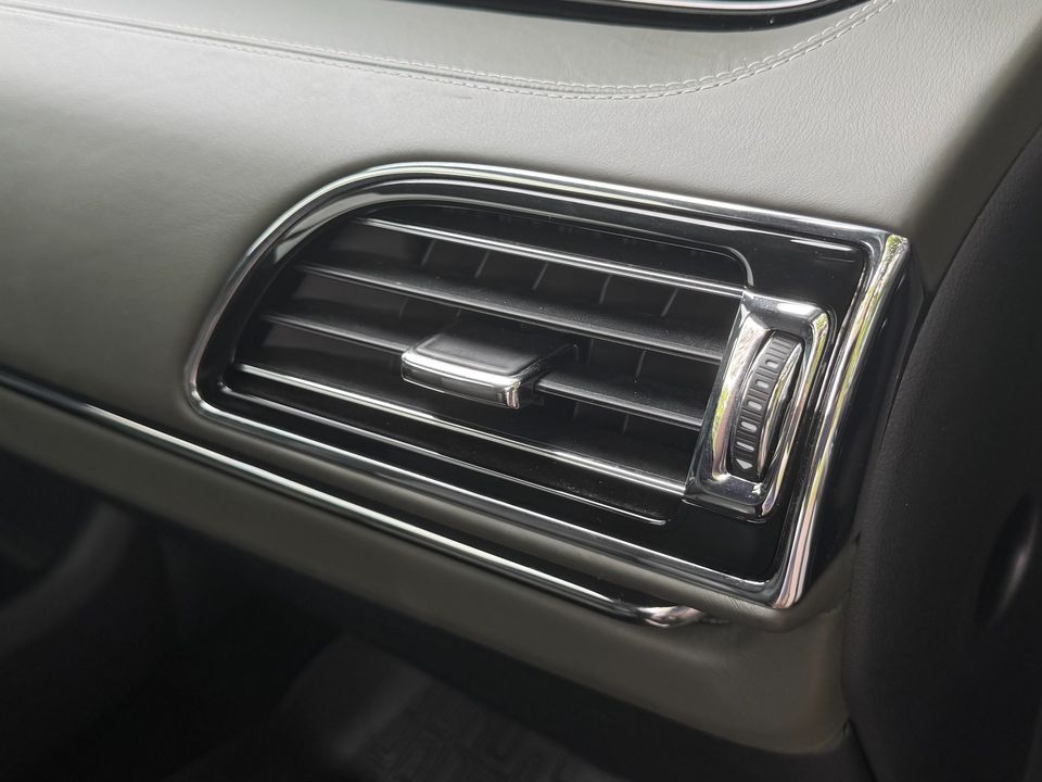 2022 Lincoln Navigator