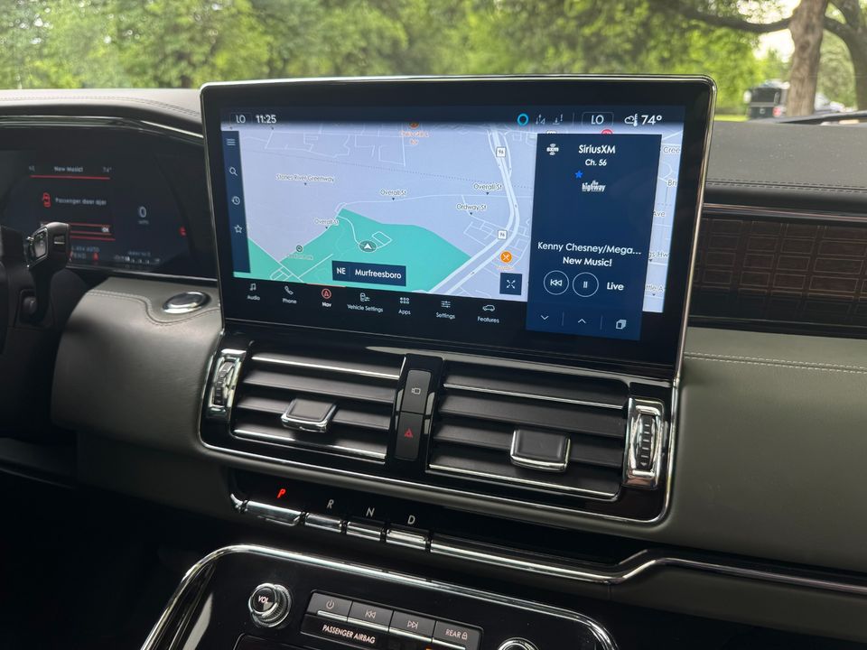 2022 Lincoln Navigator