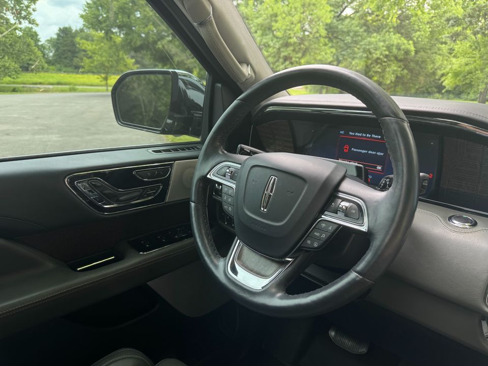 2022 Lincoln Navigator