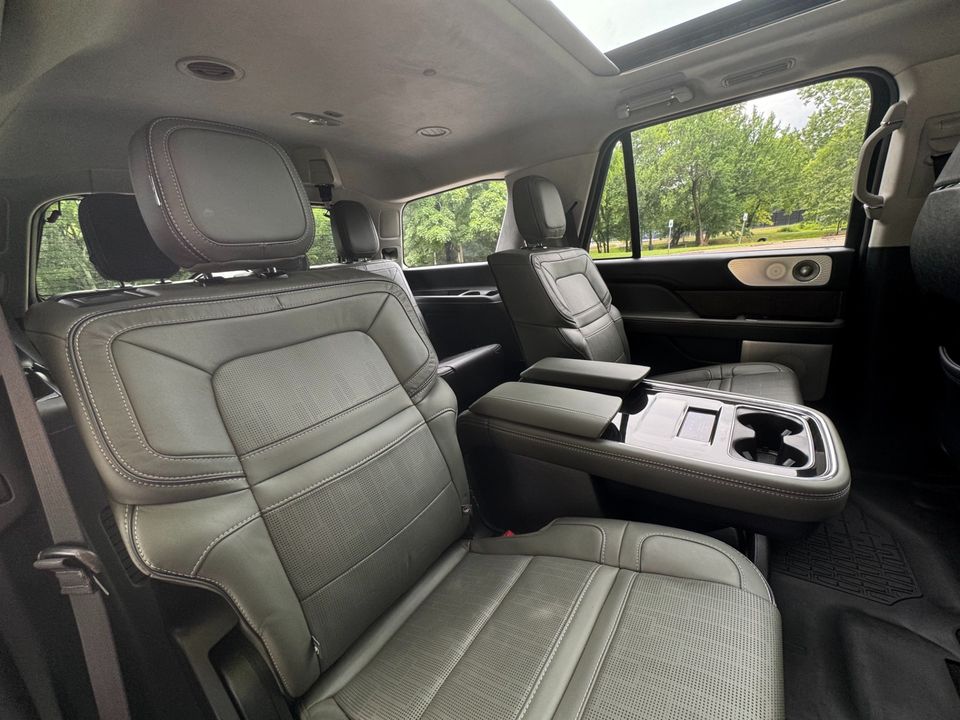 2022 Lincoln Navigator