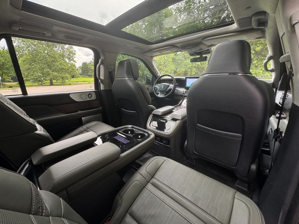 2022 Lincoln Navigator