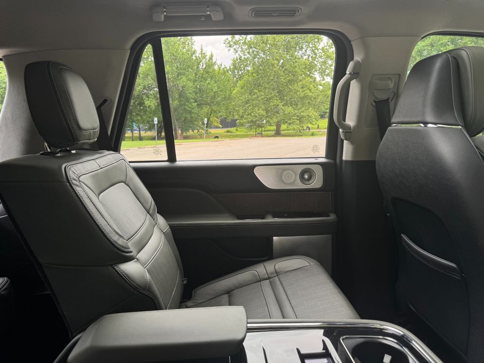 2022 Lincoln Navigator