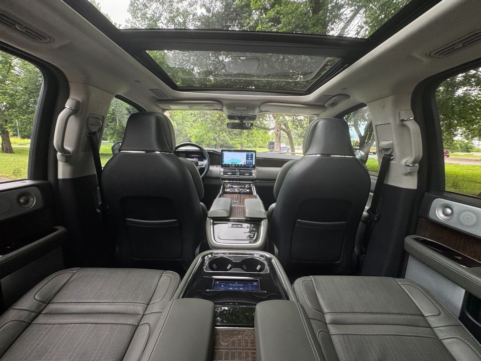 2022 Lincoln Navigator