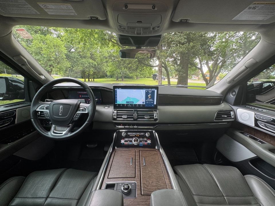 2022 Lincoln Navigator