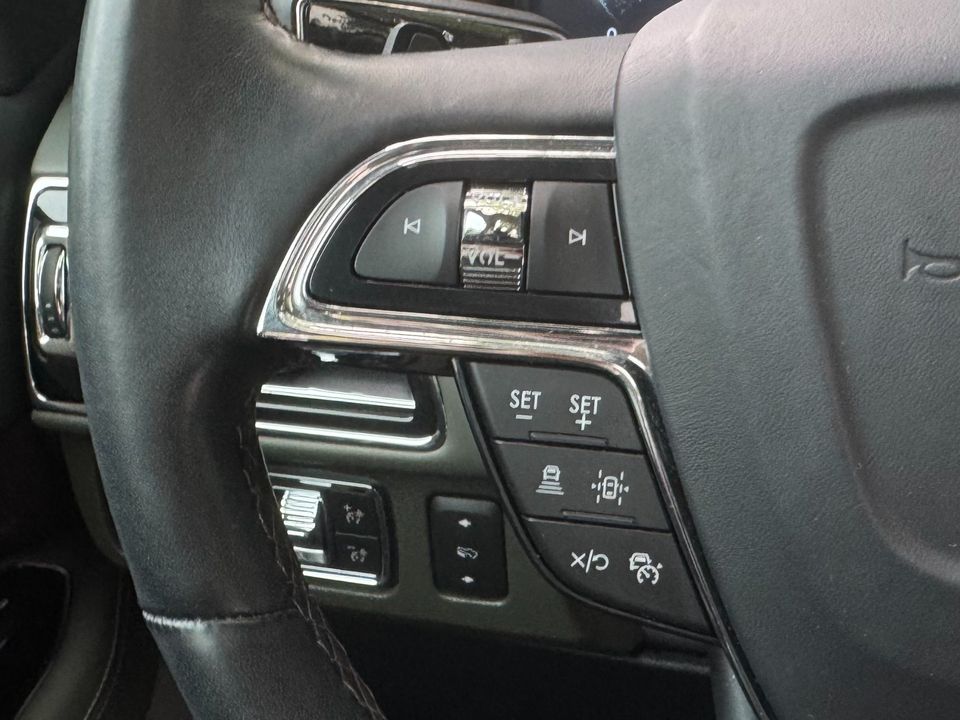 2022 Lincoln Navigator