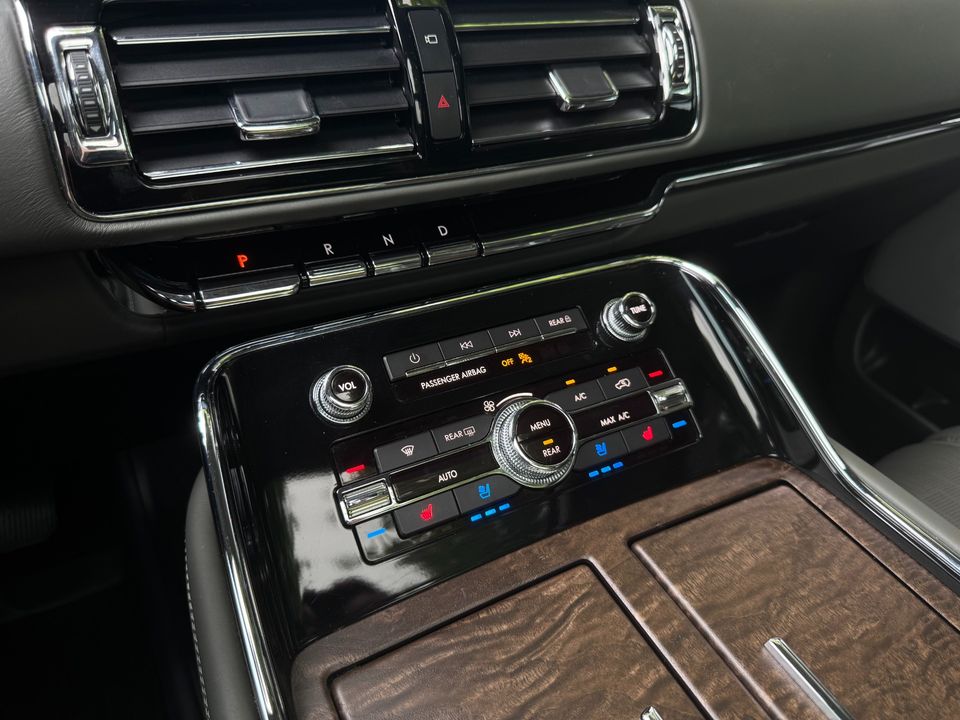 2022 Lincoln Navigator