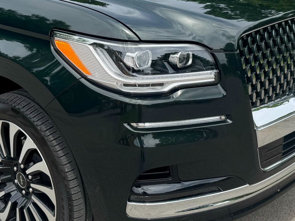 2022 Lincoln Navigator