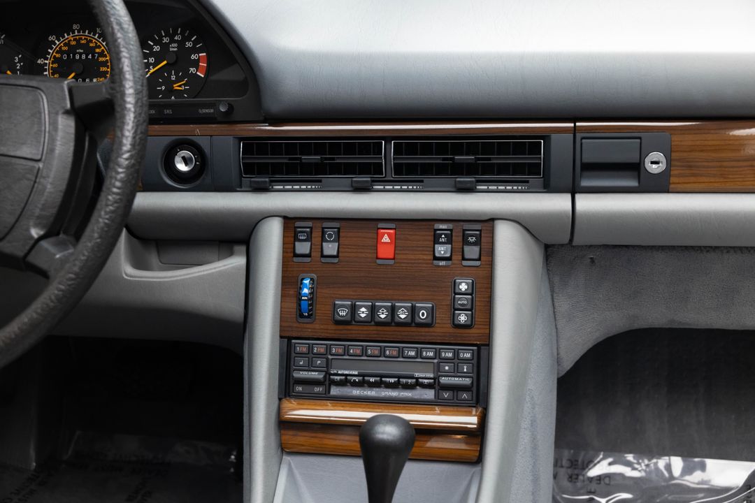 1986 Mercedes-Benz 420-Class