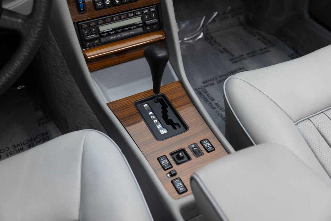 1986 Mercedes-Benz 420-Class