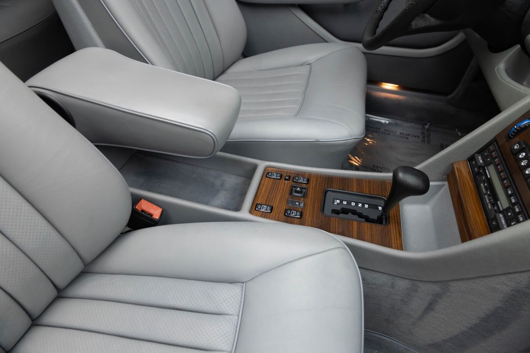1986 Mercedes-Benz 420-Class
