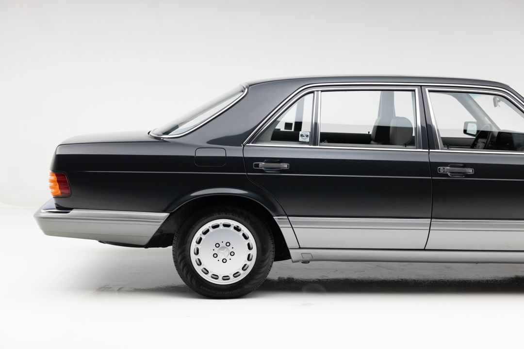 1986 Mercedes-Benz 420-Class