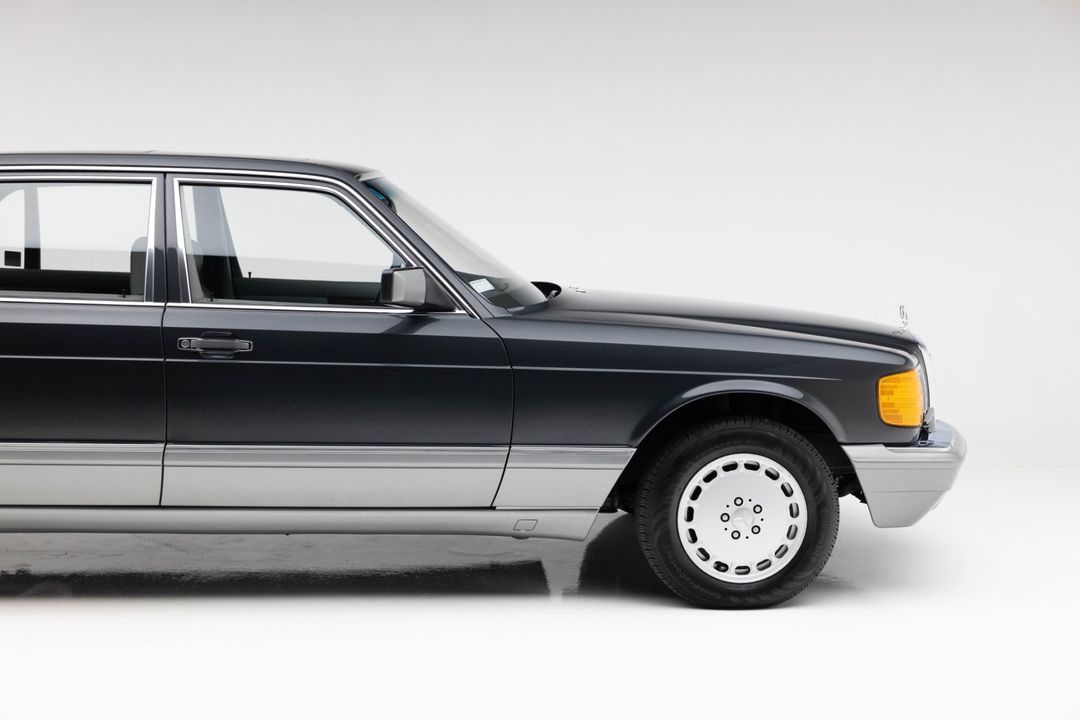 1986 Mercedes-Benz 420-Class