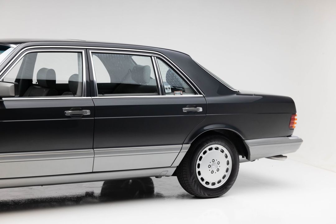 1986 Mercedes-Benz 420-Class