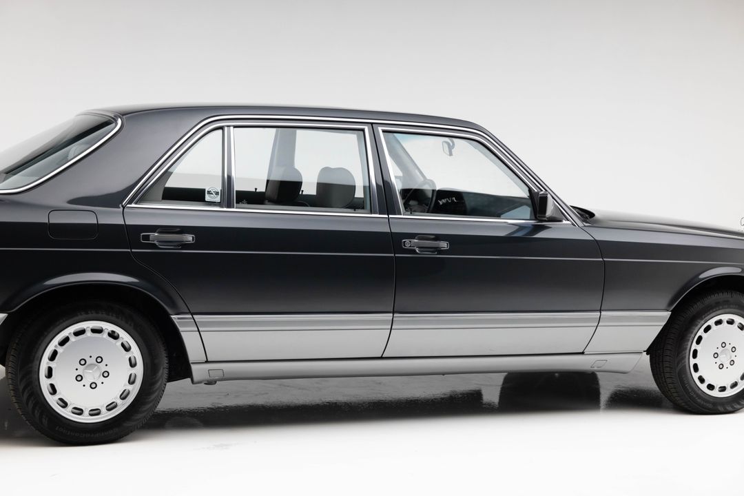 1986 Mercedes-Benz 420-Class